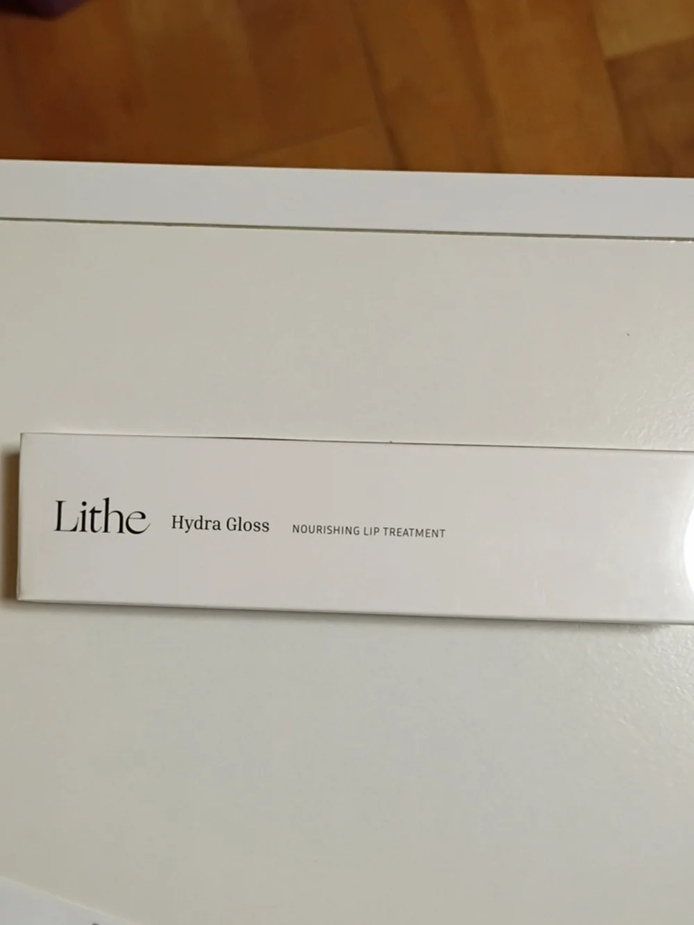 Lithe Hydra Gloss Nourishing Lip Treatment In Plush